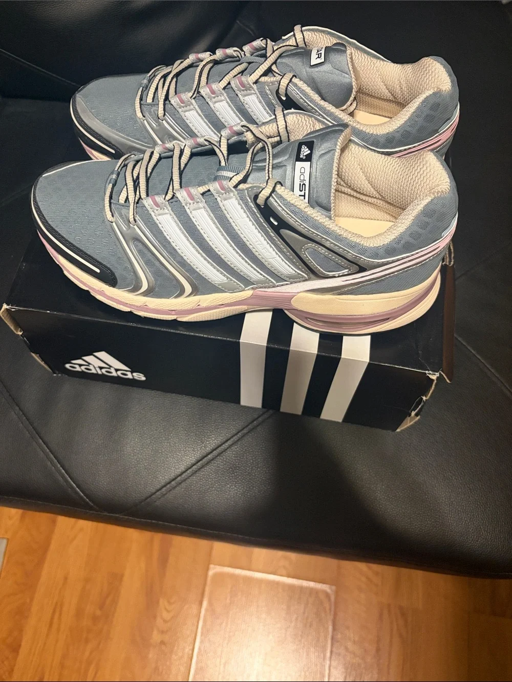 adidas light blue